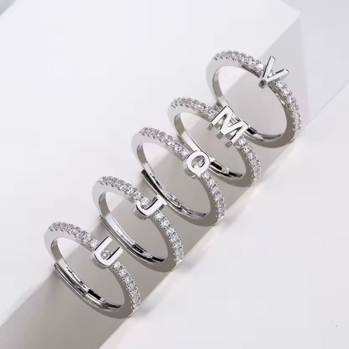 INITIAL RING